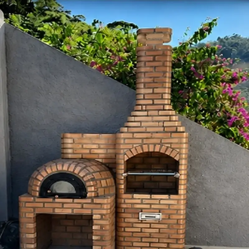 Churrasqueira de Tijolo Palha 80cm com Forno Tipo Iglu de Pizza Base 1m x 1m